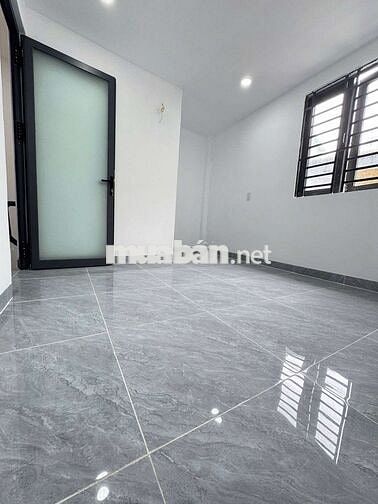 QUÁ RẺ CHO MỘT TỔ ẤM,CHỈ NHỈNH 2TỶ 
CÓ NGAY NHÀ HƯƠNG LỘ2!CÓ 1_0_2