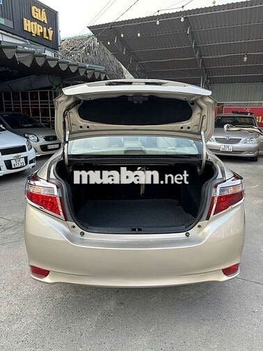 Toyota Vios E 2017 Số sàn Vàng cát