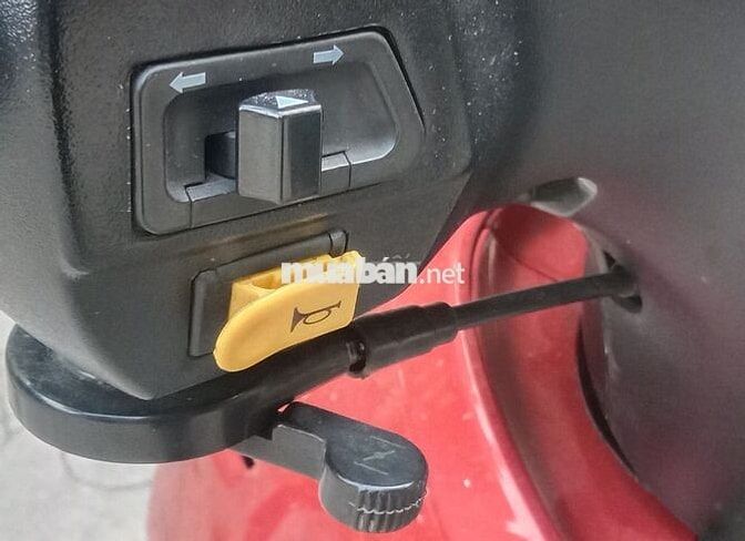 SYM Elegant 50cc 2023 Đỏ Đen Xăng E10