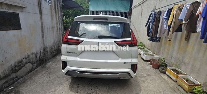 Mitsubishi Xpander Premium 2025 Trắng 37000 km