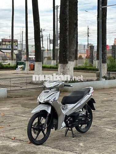Honda Future 125 2023 Bạc Nguyên zin