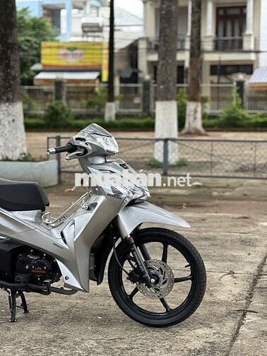 Honda Future 125 2023 Bạc Nguyên zin