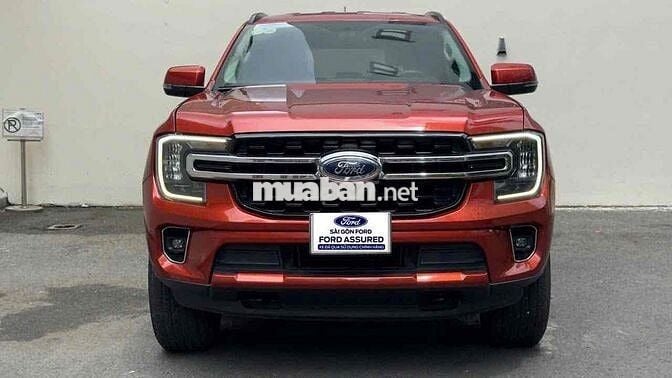 Ford Everest Ambient AT 2022 Đỏ 42.000 km