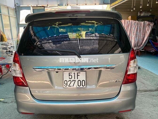Toyota Innova 8 chỗ Số tự động ghi xám (mẫu mới)