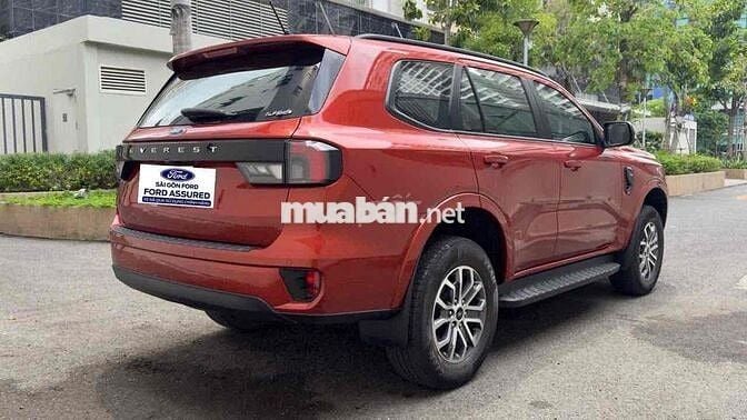 Ford Everest Ambient AT 2022 Đỏ 42.000 km