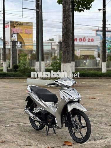 Honda Future 125 2023 Bạc Nguyên zin