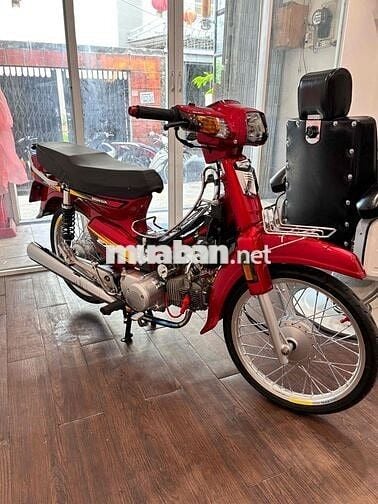 Honda Super Dream Đỏ 500 km