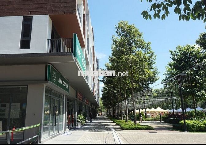 Cho thuê văn phòng Artisan Park Bình Dương, 95m2 bàn giao thô