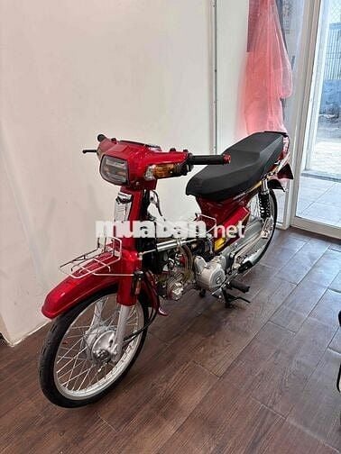 Honda Super Dream Đỏ 500 km