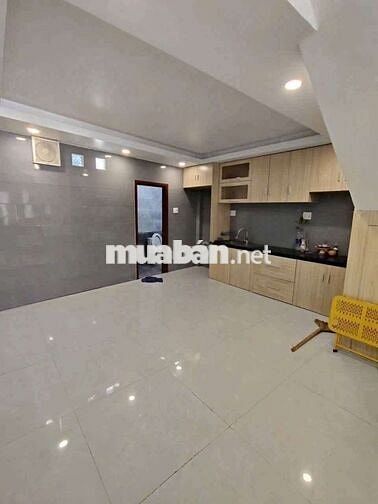 CHO THUÊ NHÀ MẶT TIỀN TÔ NGỌC VÂN P.TAM PHÚ CỦ.THỦ ĐỨC. DT : 5 X 18M