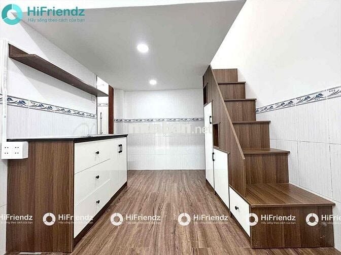 PHÒNG GÁC HSSV NGAY NGÃ 7 LÝ THÁI TỔ GẦN CHỢ HỒ THỊ KỶ