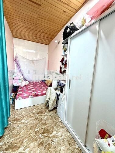 CHO THUÊ NHÀ Ở KINH DOANH 3 PHÒNG NGỦ CÓ SÂN VƯỜN RỘNG ĐƯỜNG LỘC QUÝ