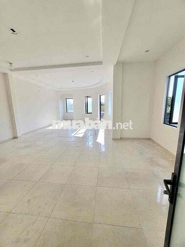 CHO THUÊ NHÀ 3 TẦNG 2 MẶT TIỀN ĐƯỜNG MAI CHÍ THỌ- HOÀ XUÂN- CẨM LỆ