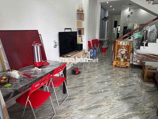 CHO THUÊ NHÀ 2 TẦNG – Đường 7,5m, GẦN CHỢ HÒA XUÂN, ĐÀ NẴNG  ✅ 3 phòng