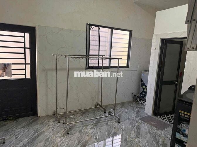 CHO THUÊ NHÀ 2 TẦNG – Đường 7,5m, GẦN CHỢ HÒA XUÂN, ĐÀ NẴNG  ✅ 3 phòng