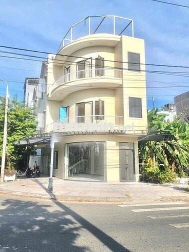 CHO THUÊ NHÀ 3 TẦNG 2 MẶT TIỀN ĐƯỜNG MAI CHÍ THỌ- HOÀ XUÂN- CẨM LỆ