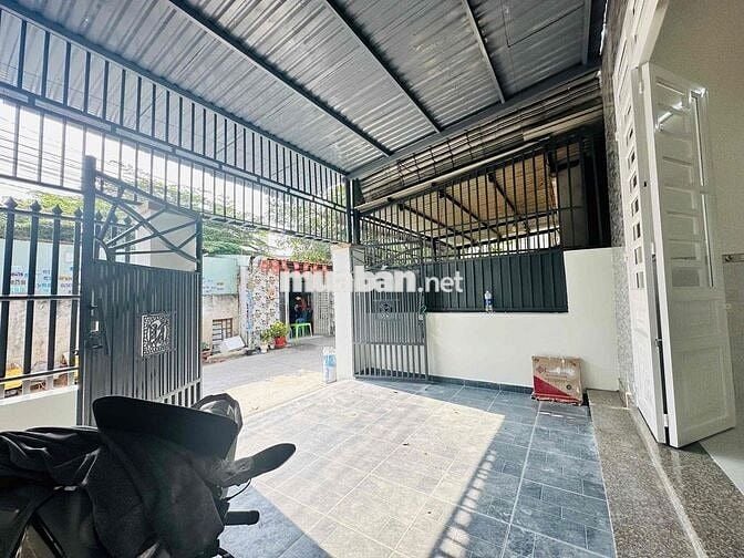 Bán Nhà Gần trường học Tại Phú Hoà, đường 5m thổ cư full