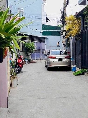 Bán nhà trệt lửng 3pn 2wc, hẻm xe hơi, sổ hồng riêng hoàn công