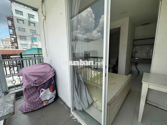 phòng ban công ở Mai Thị Lựu gần chợ bà Chiểu vòng xoay điện biên phủ