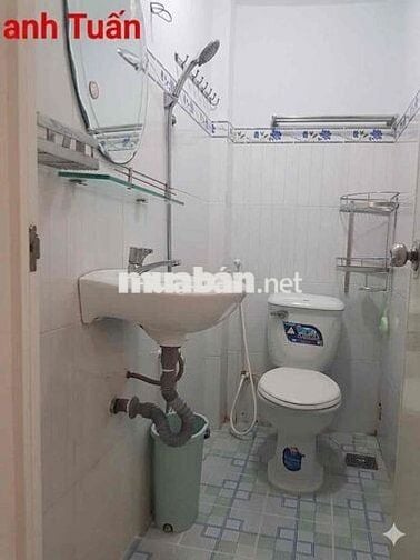 cho thuê nhà nguyên căn hẽm xe tải đường âu cơ q 11