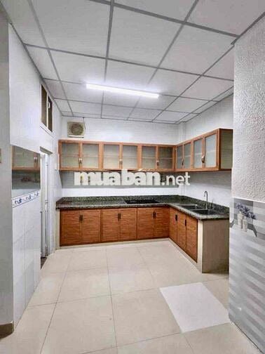 Bán nhà Đ Âu Cơ (gần Khuông Việt) 38m2, 3,6 TỶ, 2 tầng, 2 PN