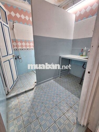 Phòng 3 cửa sổ thoáng, TÁCH BẾP ngay Vòng xoay Lê Đại Hành, Quận 11