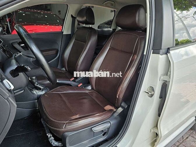 Volkswagen Polo 1.6 AT 2021 Trắng Nhập khẩu