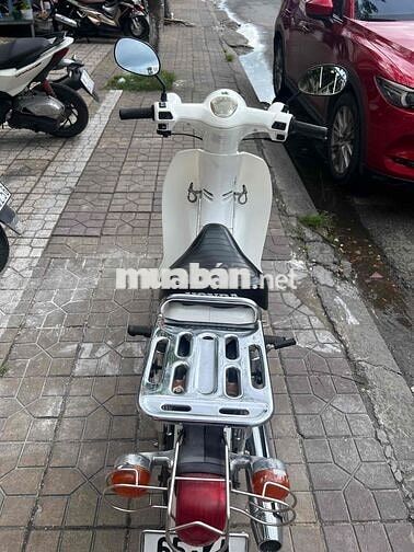 Honda Cub 81 Cổ điển Trắng