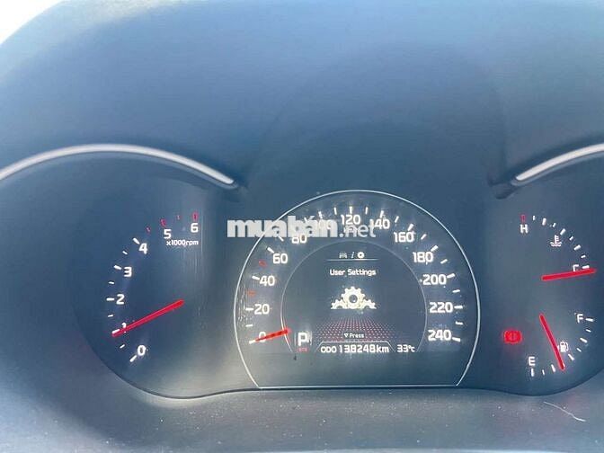 Kia Sorento 2017 2.2D full dầu,2 WD,màu trắng