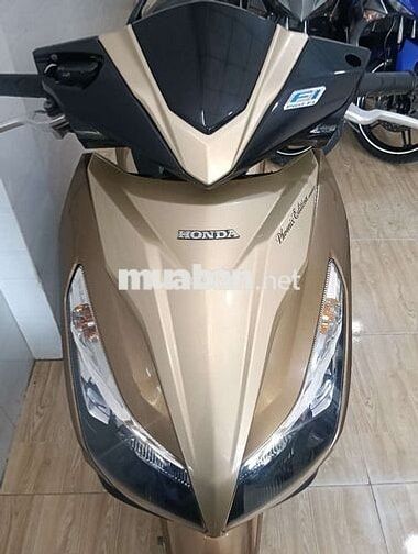 Honda Air Blade 125 Vàng đồng 17923 km