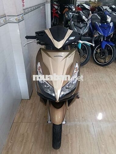 Honda Air Blade 125 Vàng đồng 17923 km