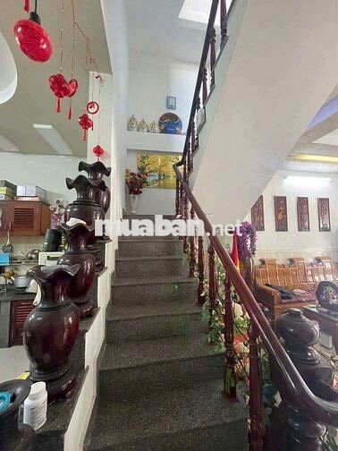 🇻🇳 CHO THUÊ NHÀ 3 TẦNG GẦN CHỢ VĨNH HẢI – HẺM Ô TÔ