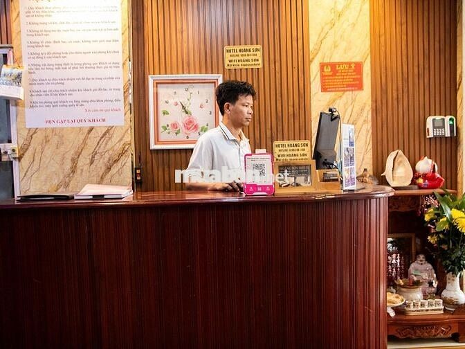 TUYỄN LỄ TÂN KHÁCH SẠN