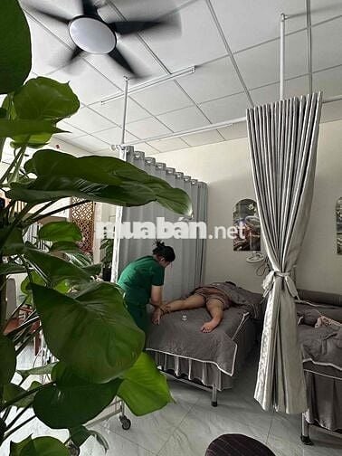 Cần tuyển nhân viên gội đầu maxa quận Bình Tân