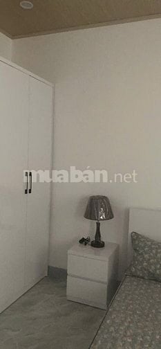 Cho thuê nhà diện tích 35 m2x2 tầng, đường Nước Phần Lan, Tây Hồ