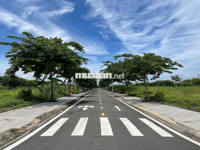 Bán đất Ora Park 90m2, sát ranh Bình Chánh, Vin Hóc Môn, Vành đai 3