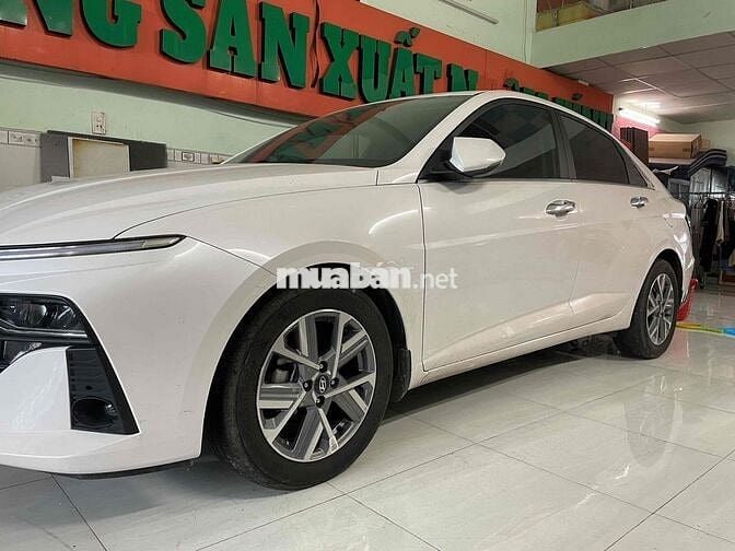 huynhdai acent trắng cao cấp 12000km , sx 2024