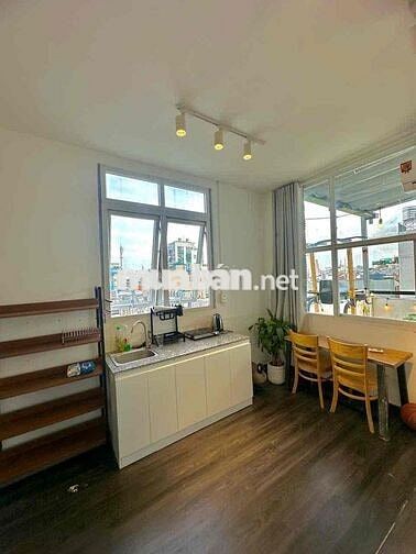 Phòng Penthouse ( ban công 30m2)