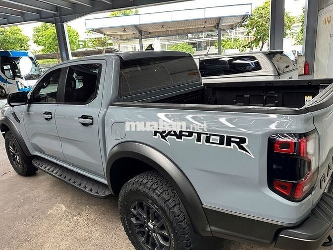 Ford Raptor 2025 bảo hành 2027, vay Ngân Hàng 75%