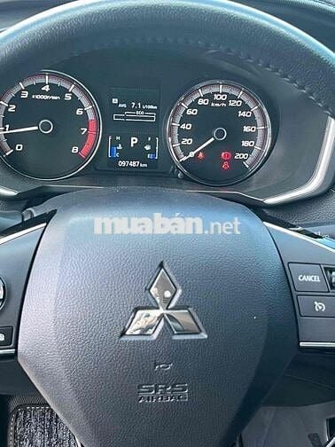 Mitsubishi Xpander AT Bạc 2021 97.000 km