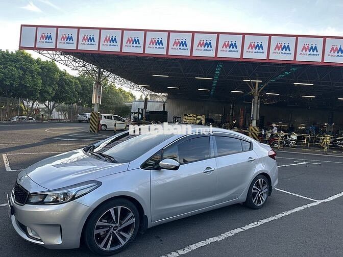 Kia Cerato 2017 MT bản mâm phay Số sàn Bạc