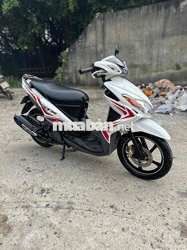 Yamaha Luvias 2013 Trắng