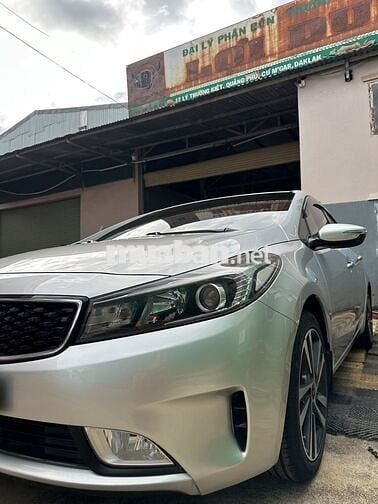 Kia Cerato 2017 MT bản mâm phay Số sàn Bạc