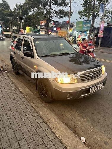 Ford Escape Limited 2007 Xăng Tự động Bạc