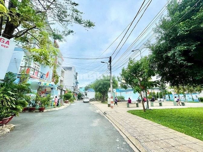 CĂN GÓC HẺM 10M CÔNG VIÊN GÒ DẦU [4.5x17m] 3.5 TẤM