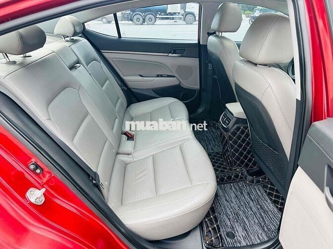 Hyundai Elantra 1.6AT 2016