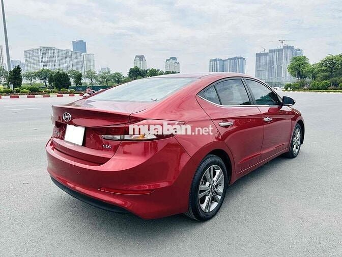 Hyundai Elantra 1.6AT 2016