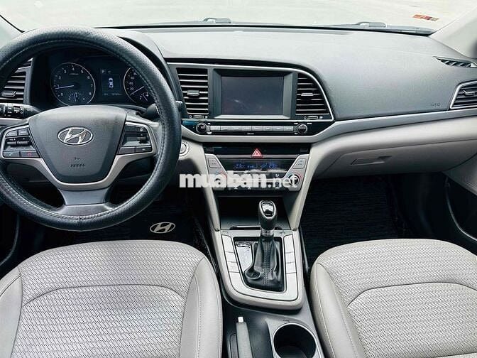 Hyundai Elantra 1.6AT 2016