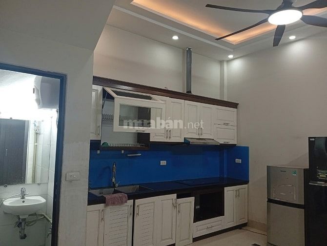 Cho thuê CCMN tại phố Minh Khai gần Timecity, cầu Mai Động, ĐHKDCN