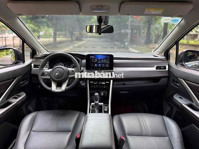 Mitsubishi Xpander Premium 2024 Đen 40.000 km